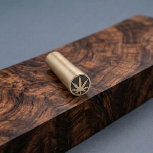 pin za dršku noža u obliku Amsterdam ručni rad